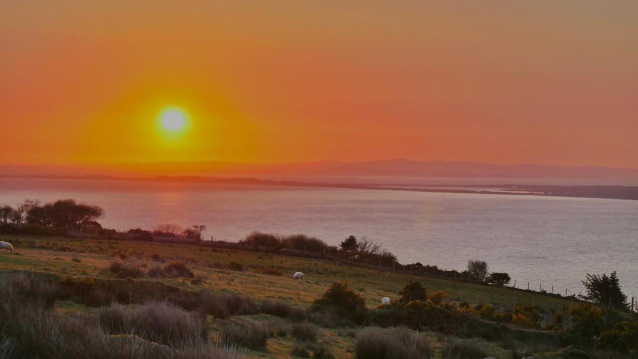 Mount Brandon Hostel Cloghane Екстер'єр фото